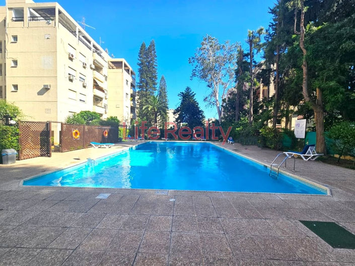 Image No.1-4 Bed Apartment for sale