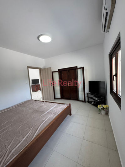 Image No.7-2 Bed House for sale