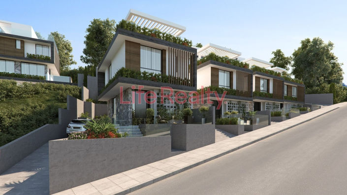 Image No.8-4 Bed House for sale