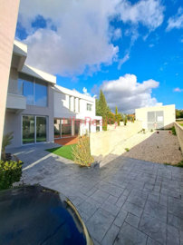 1 - Palodeia, House