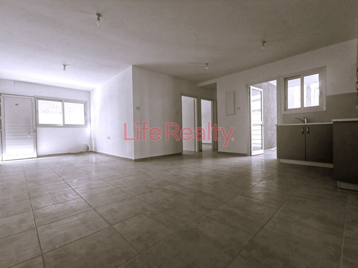 Image No.1-9 Bed Property for sale