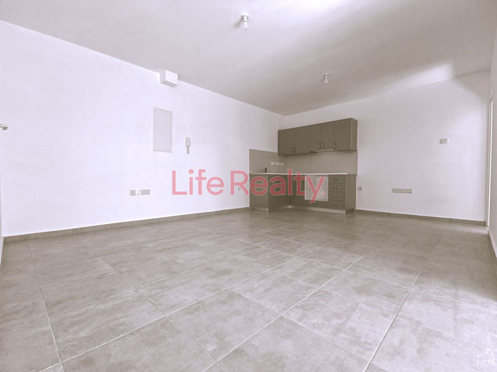 Image No.4-9 Bed Property for sale