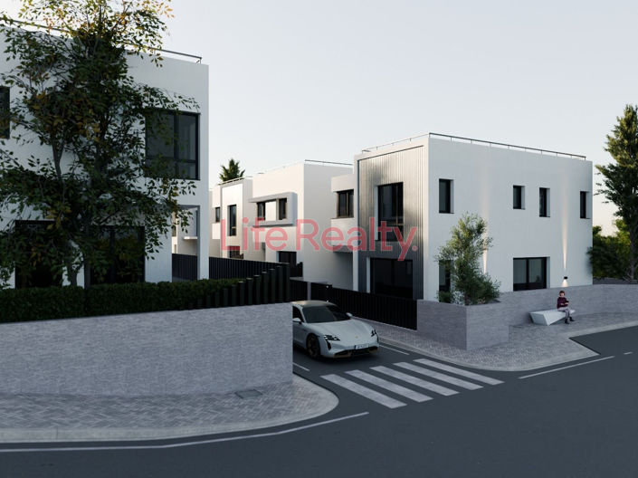 Image No.2-3 Bed House for sale