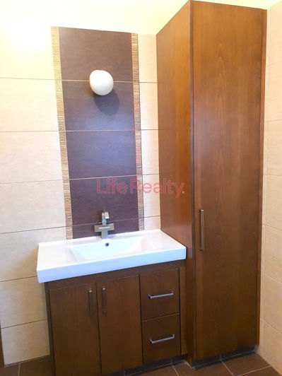 Image No.10-5 Bed House for sale