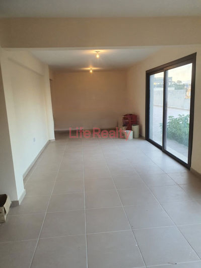 Image No.19-5 Bed House for sale