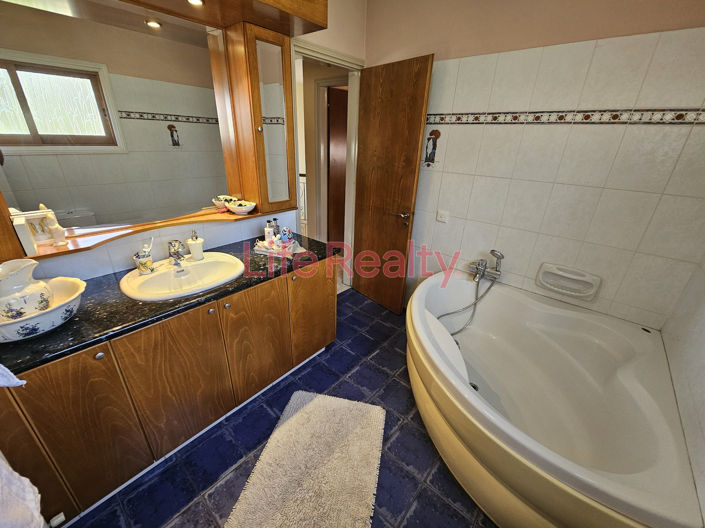 Image No.20-Maison de 4 chambres à vendre à Limassol