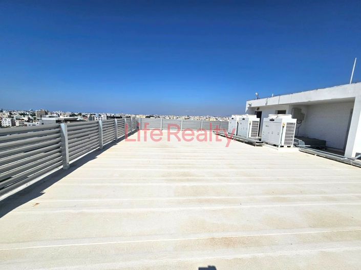 Image No.4-Commercial à vendre à Limassol