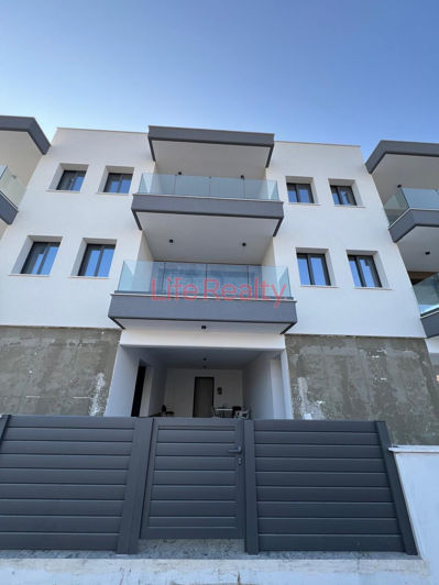 Image No.12-2 Bed Apartment for sale