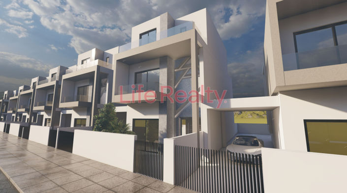 Image No.8-3 Bed House for sale