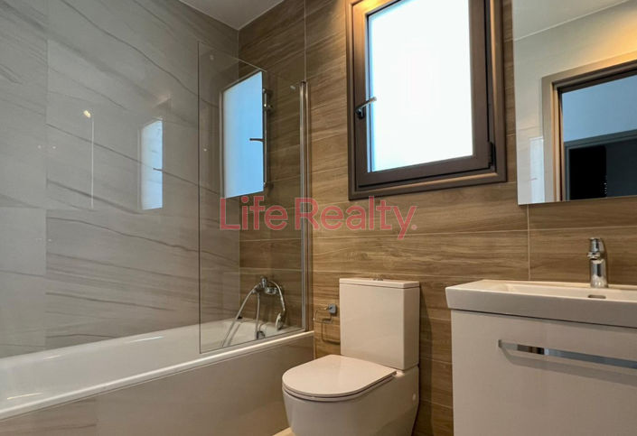 Image No.16-3 Bed House for sale