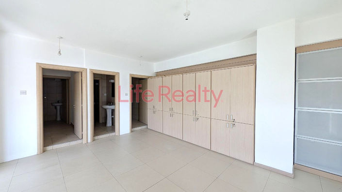 Image No.18-Commercial for sale