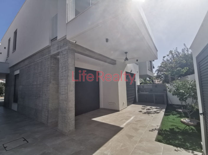 Image No.9-Maison de 4 chambres à vendre à Ekali