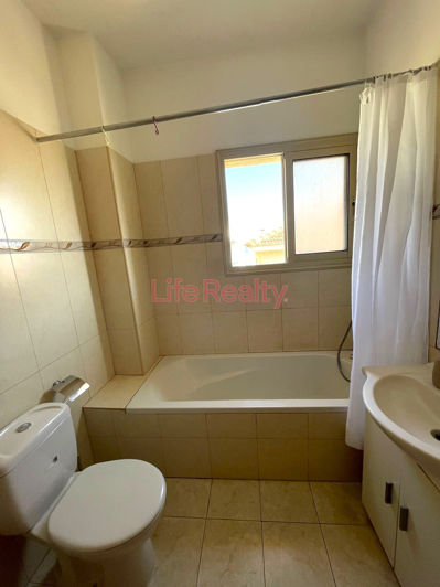 Image No.12-3 Bed House for sale