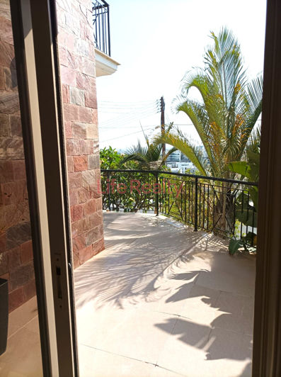 Image No.13-3 Bed House for sale