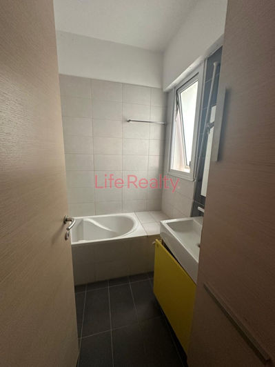 Image No.24-2 Bed Apartment for sale