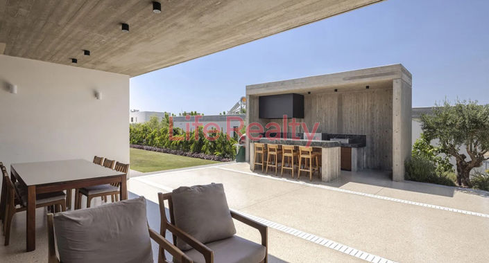 Image No.22-4 Bed House for sale