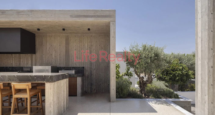 Image No.23-4 Bed House for sale