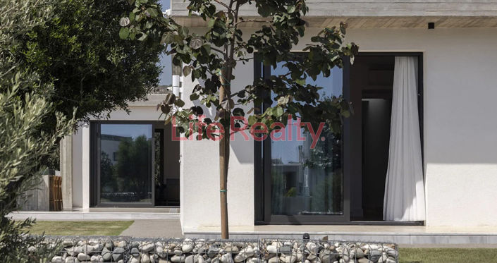 Image No.34-4 Bed House for sale