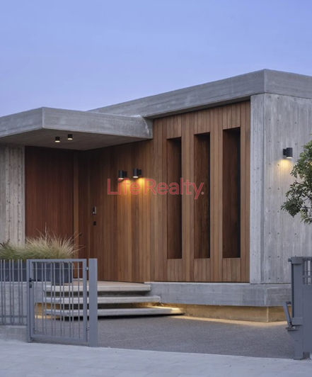 Image No.8-4 Bed House for sale