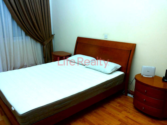 Image No.18-4 Bed House for sale