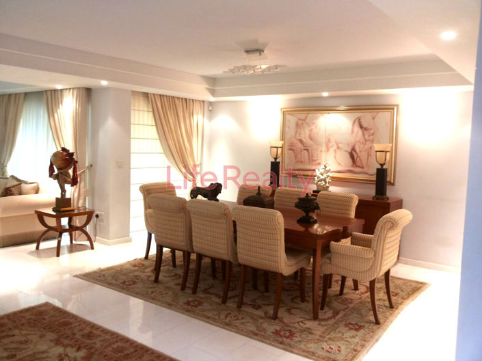 Image No.5-4 Bed House for sale