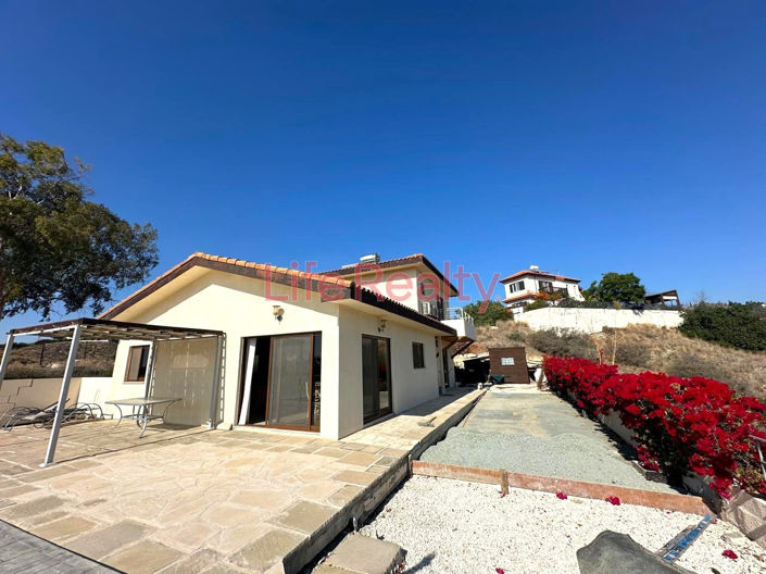 Image No.14-3 Bed House for sale