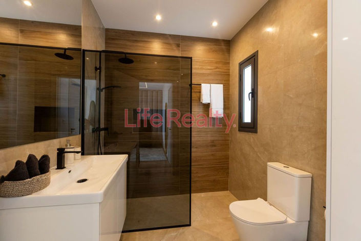 Image No.20-Maison de 3 chambres à vendre à Germasogeia