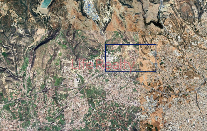 Image No.1-Terre à vendre à Ypsonas