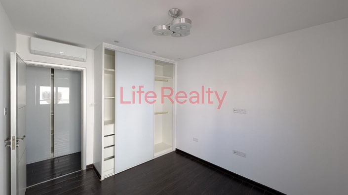 Image No.13-Maison de 5 chambres à vendre à Mesa Geitonia