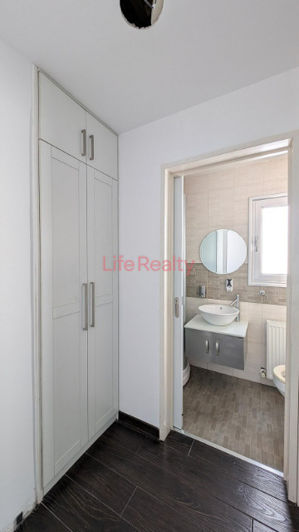 Image No.22-Maison de 5 chambres à vendre à Mesa Geitonia