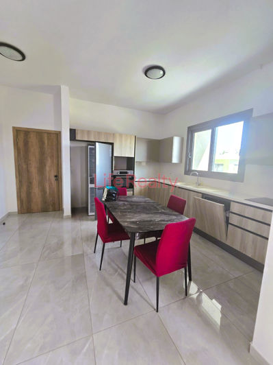 Image No.2-Appartement de 2 chambres à vendre à Limassol