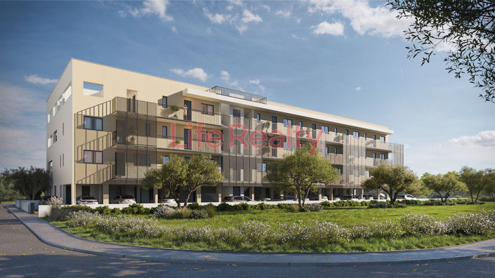 Image No.9-3 Bed Apartment for sale