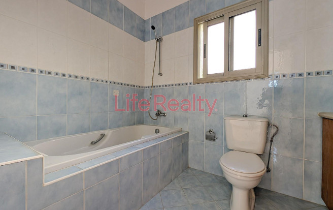 Image No.14-3 Bed House for sale