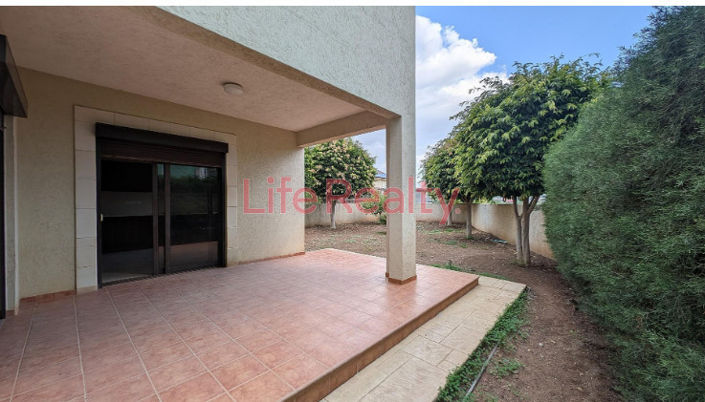 Image No.17-4 Bed House for sale