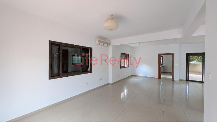 Image No.20-4 Bed House for sale