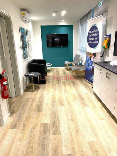 Image No.6-Commercial à vendre à Agia Zoni