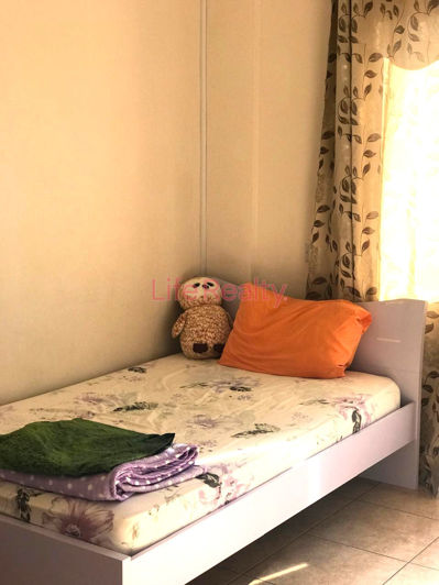 Image No.10-3 Bed House for sale