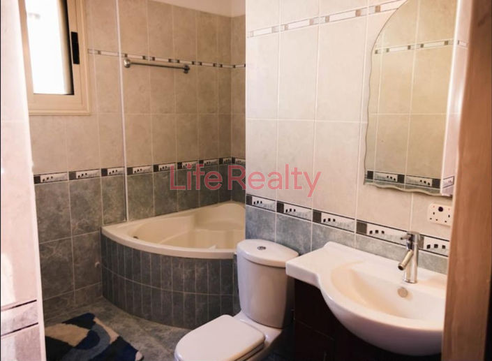 Image No.14-3 Bed House for sale