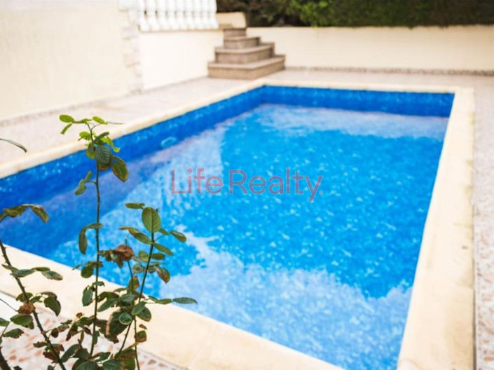 Image No.3-3 Bed House for sale