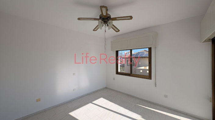 Image No.23-4 Bed House for sale