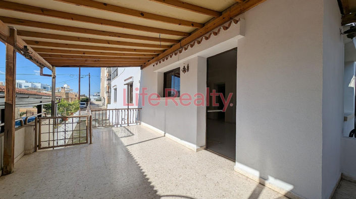 Image No.27-4 Bed House for sale