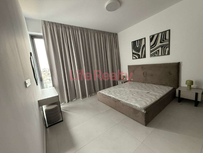 Image No.10-4 Bed Apartment for sale