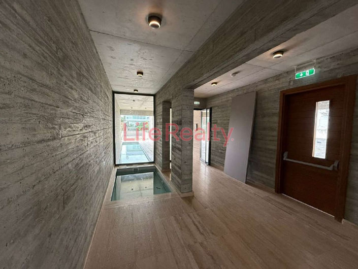 Image No.20-4 Bed Apartment for sale