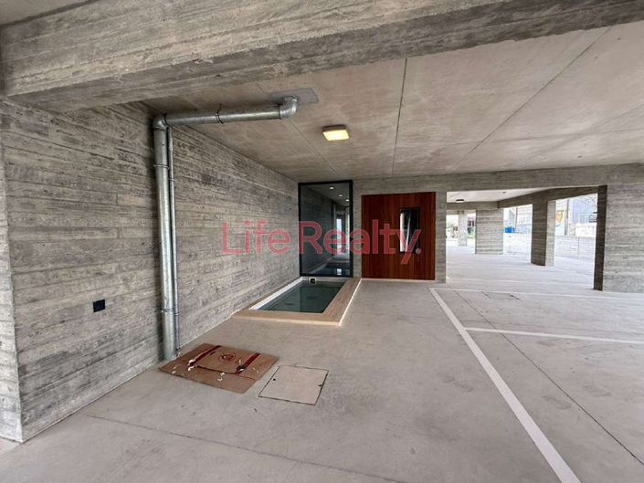 Image No.23-4 Bed Apartment for sale