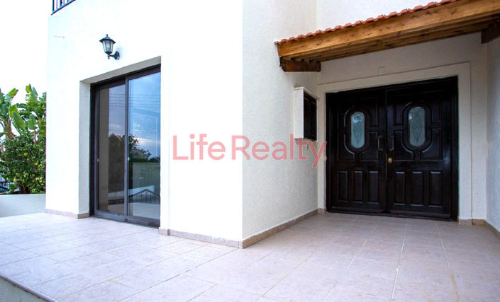 Image No.19-3 Bed House for sale