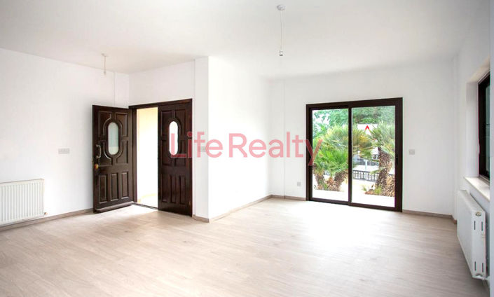 Image No.2-3 Bed House for sale