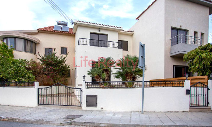 Image No.20-3 Bed House for sale
