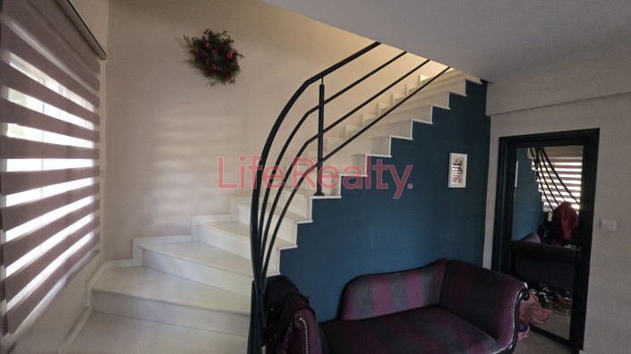 Image No.5-3 Bed House for sale