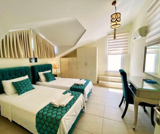 Image No.13-4 Bed Villa for sale