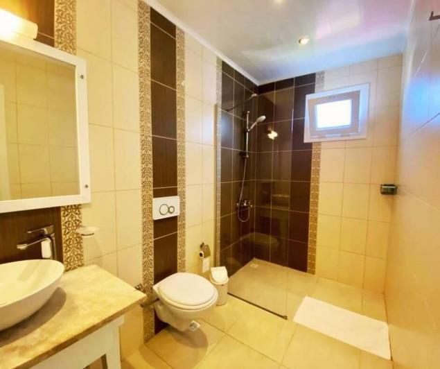 Image No.14-4 Bed Villa for sale